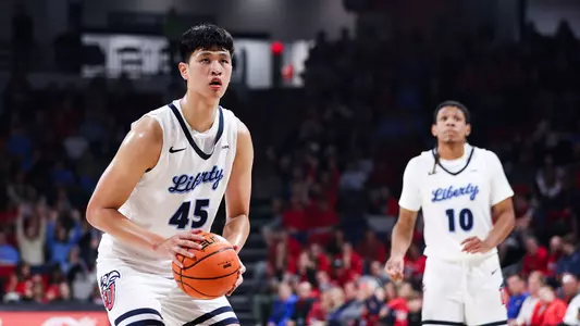 Liberty University’s Men’s Basketball team takes on Carolina University in Liberty Arena on November 12, 2024. (Photo by Brooke McDuffee)