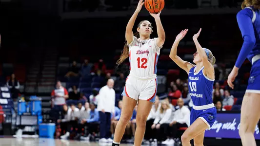 Asia Boone Shooting vs MTSU at Home