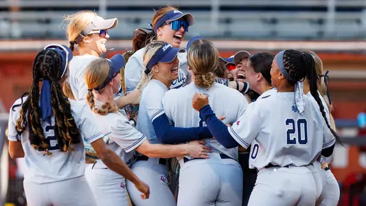 Katie Love No-Hitter Celebration Huddle vs. Jax State