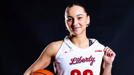 Anna Badosa Black Background