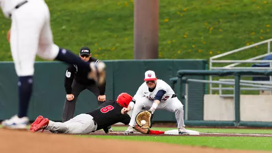 McClellin catching ball