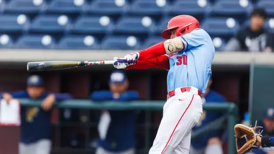 McClellin swinging bat