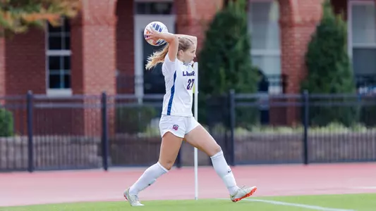 Arostegui throwing ball