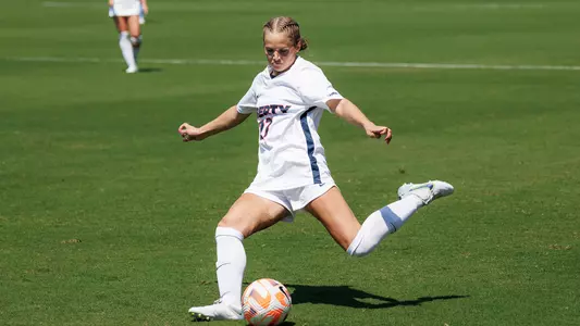 Arostegui kicking ball