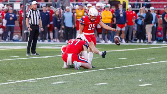 Beck kicking
