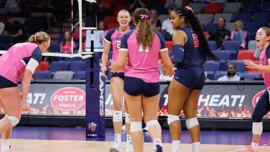 Liberty University’s Women’s Volleyball team faces Kennesaw State in a match at Liberty Arena on October 10, 2025. (Photo by Ryan Anderson)