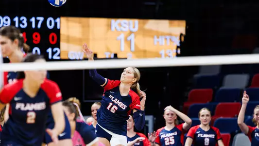 Liberty Women’s Volleyball takes on the Kennesaw State Owls in Liberty Arena on October 11, 2025. (Photo by: Matt Reynolds)