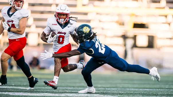 Football - Jaylon Coleman vs FIU - Photo 1 (2025)