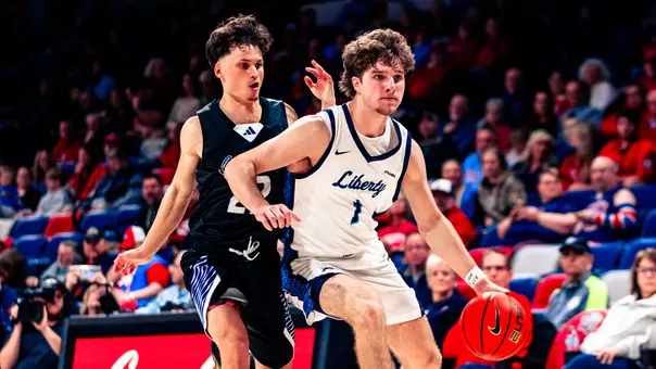 Men's Basketball Recap Photo Zander Carter vs. Carolina University Nov. 17, 2025