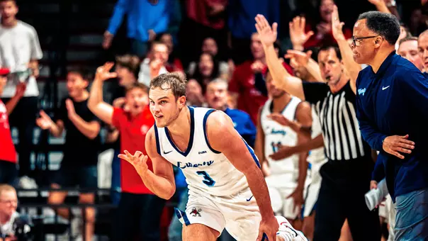 Men's Basketball Recap Photo Kaden Metheny vs. Charleston Nov. 7, 2025