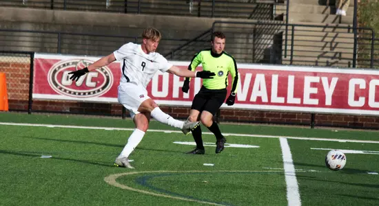 Men's Soccer - Sam Farner Shooting at OVC Qtrs. 11-9-25