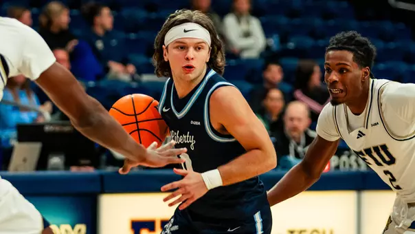 Men's Basketball Colin Porter Preview Photo at FIU Dec. 26, 2025