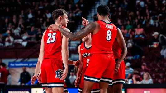 Men's Basketball Recap Photo Team Huddle at New Mexico State Feb. 13, 2025