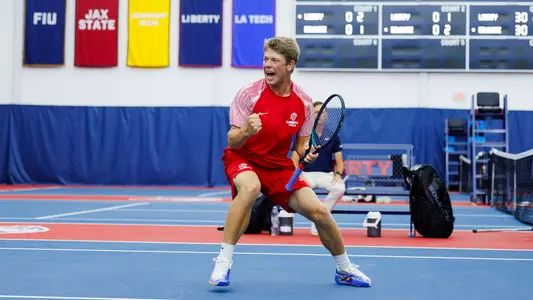 Stinchcomb Celebrates a point