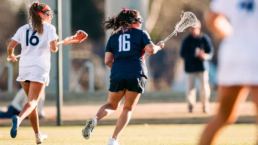 Coss runs with the ball