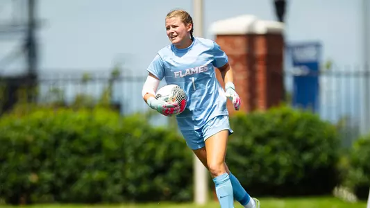 WSOC Leja running with ball