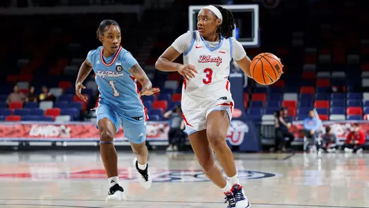 JaKayla Thompson Dribble vs LA Tech