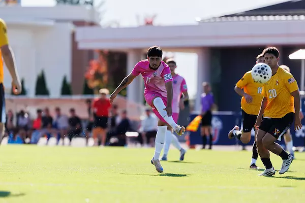 Liberty University Men’s Soccer Plays VMI at Osborne Stadium on October 30, 2026. (Photo by Ethan Smith)