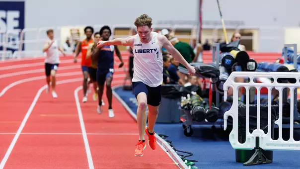 Michael Long in Darius Dixon 800