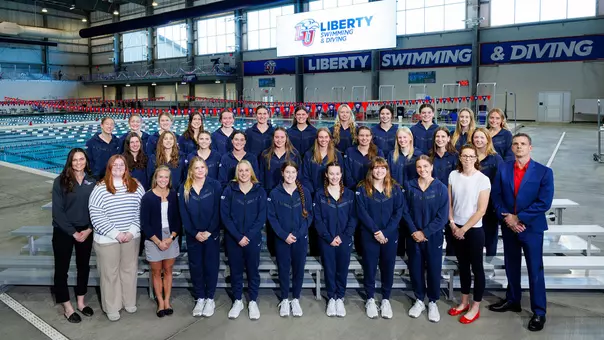 The Swim & Dive team photo is taken at the Liberty University Natatorium on January 23, 2026. (Photo by KJ Jugar)