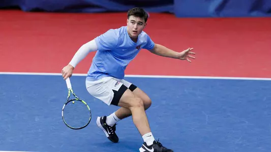 MTEN Sparks makes a shot