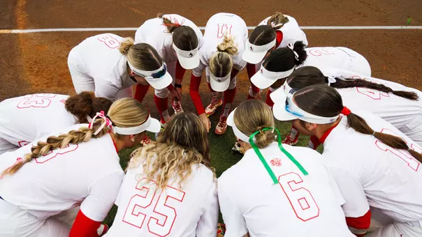 Softball Pregame Huddle vs. Michigan 2026