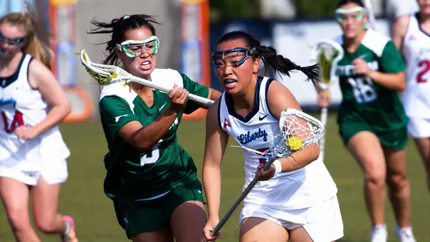 WLAX Vang runs with the ball
