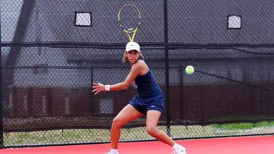 WTEN O'Neill winds up on a forehand