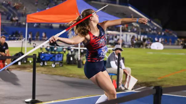 Isabella Frattura at Florida Relays
