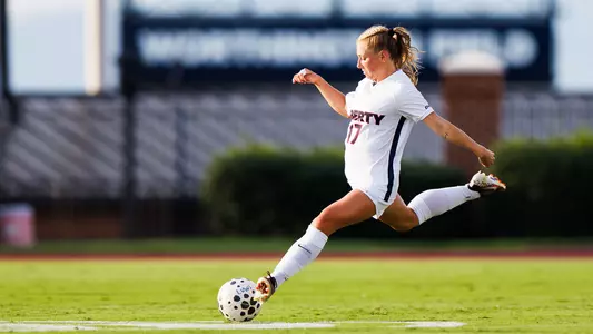 Women's Soccer's Avenely Monteith takes a free kick