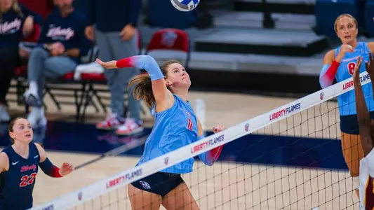 Volleyball Laney Daniell Swings Against Shaw 2026