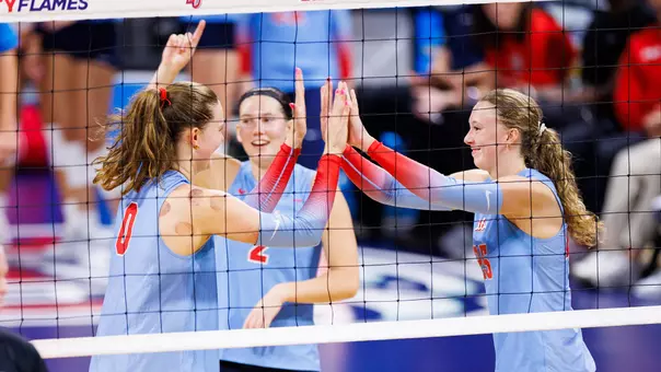 Volleyball Paige Overcash and Laney Daniell High Five versus North Alabama 2026