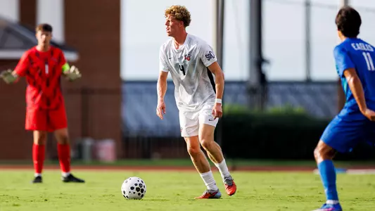 Men's Soccer - Finn Van Den Berg