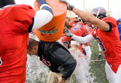 (Photo by Jerome Sturm)