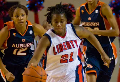 (Photo by Jerome Sturm)