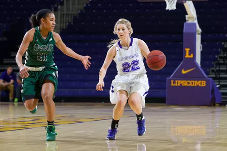 Six double-figure scorers propel women's hoops past UNF Image
