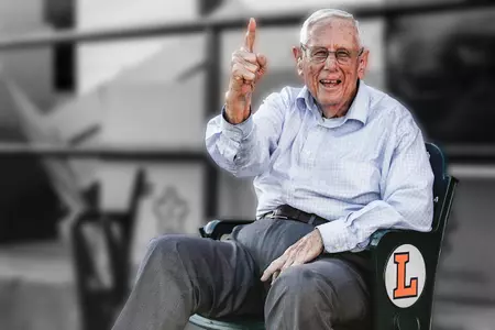 Lipscomb mourns the loss of Lee Marsh Image