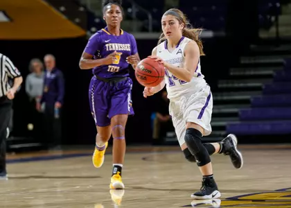 Hot-shooting FGCU takes down women's hoops on road Image