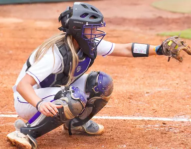 Softball closes weekend with late loss to UNC-Greensboro Image