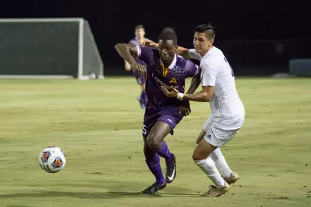 Bisons soccer concludes road trip with visit to Stetson Image