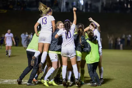 Women's soccer defeats Kennesaw 1-0 in thrilling ASUN semifinal Image