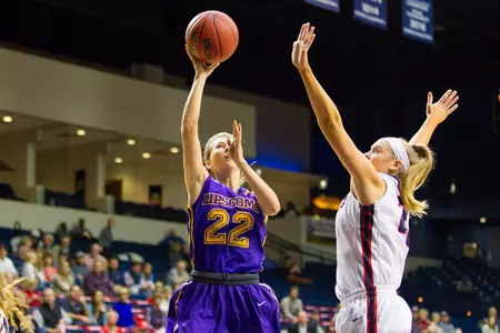 Women's hoops ends season-opening road stretch with loss to MT Image