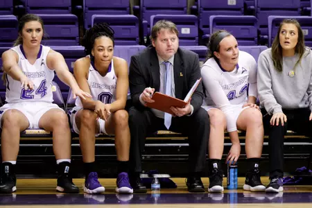 Second half struggles hurt women's basketball in loss against Morehead Image