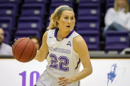 Cagle nets career-high 28 as women's hoops falls to Saint Louis Image
