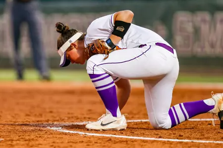 Softball opens weekend with walk-off win over Virginia Image