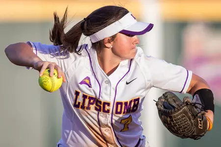 Softball rides 7-run first inning to doubleheader sweep of JU Image