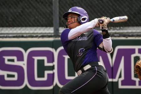 Softball drops pair of one-run games at top-ranked Kennesaw Image