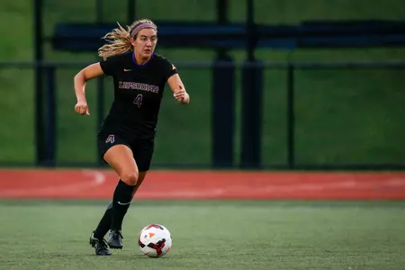 Women's soccer dominates UTC 3-0 at home Image