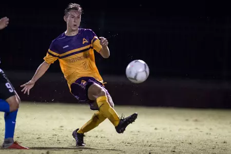 Unexpected heroes lead men's soccer past North Florida Image