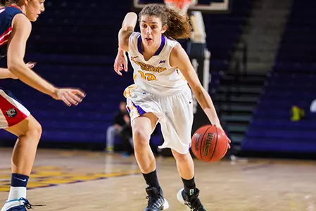 Career day for Southern leads Lady Bisons past North Florida Image
